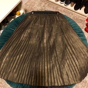 Pleated Midi Skirt Size XS